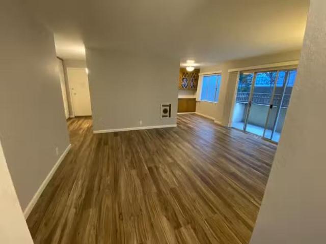 Condo for rent in Oakland