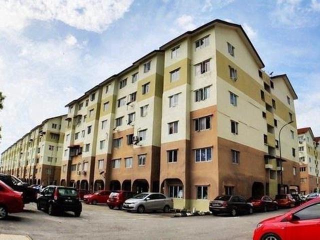 Apartment for sale in Kajang, Langat