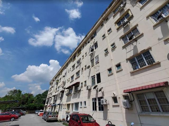 Apartment for sale in Kajang, Langat