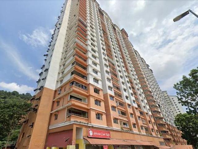 Apartment for sale in Petaling, Damansara Damai