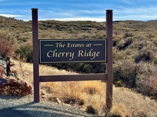 Land for sale in Dewey, Arizona