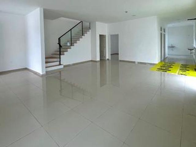 House for sale in Sendayan Village, Negeri Sembilan