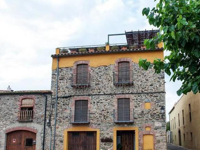 Casa en alquiler en Garriguella