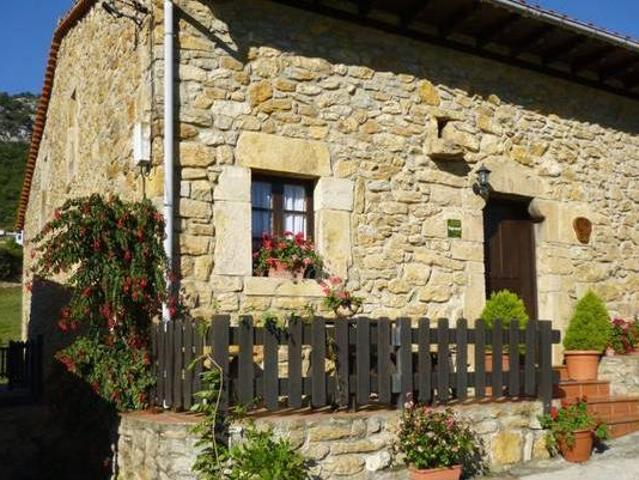 Casa en alquiler en Peñamellera Baja, Asturias