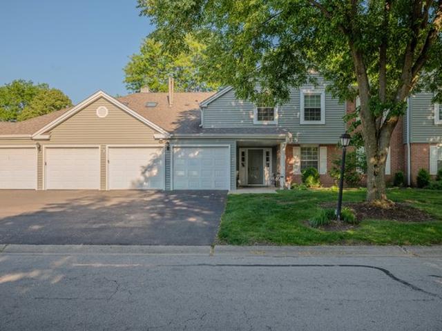 Condo for sale in Winfield, Illinois