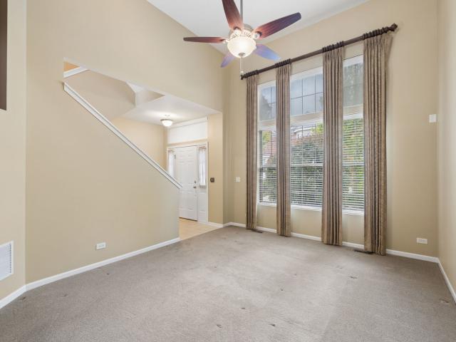 Townhouse for sale in Winfield, Illinois