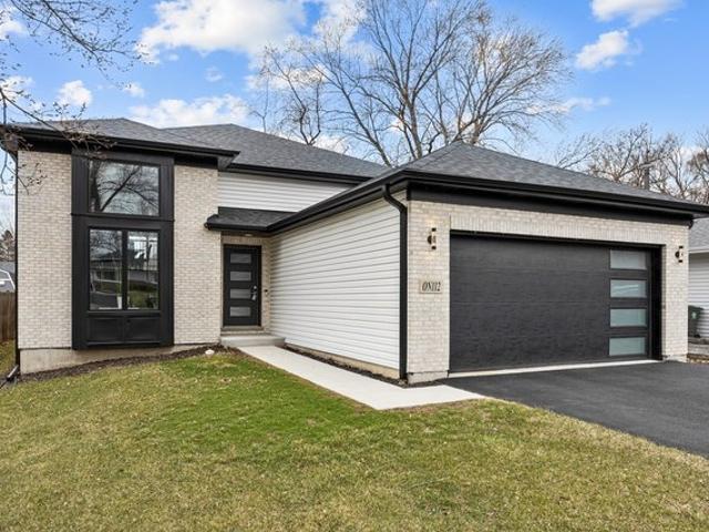 House for sale in Winfield, Illinois