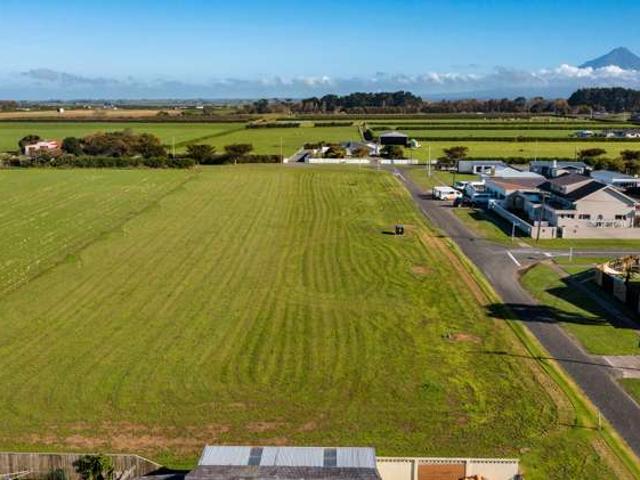 Land for sale in Normanby, Taranaki