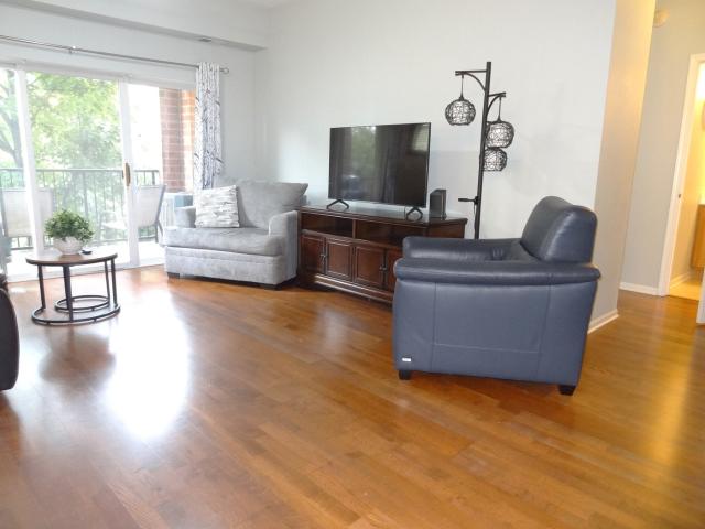 Condo for sale in Winfield, Illinois