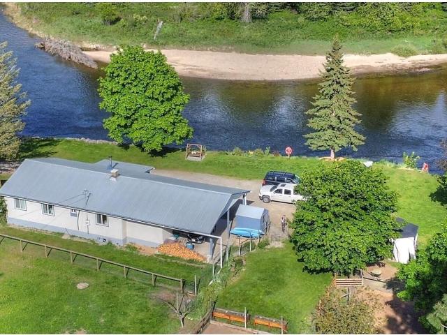 House for sale in Grand Forks, British Columbia