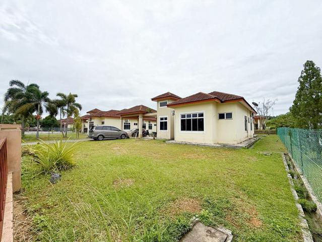 Bungalow for sale in Sendayan Village, Negeri Sembilan