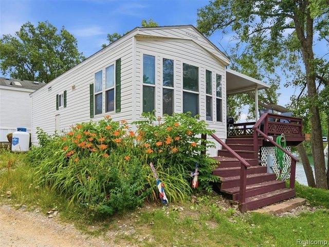 Condo for sale in Durand, Michigan