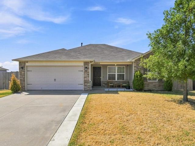 House for sale in Owasso, Tulsa County