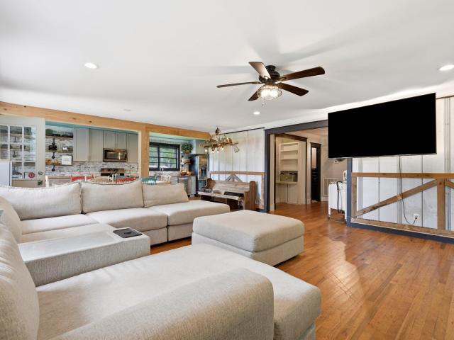 House for sale in Cottageville, South Carolina