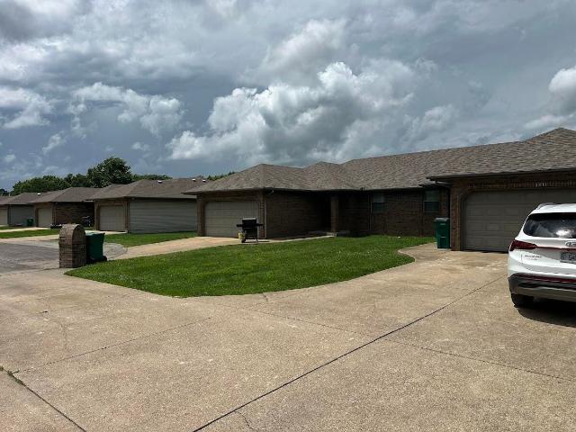House for sale in Mountain Grove, Missouri