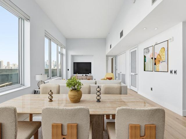 Condo for sale in Hudson, New Jersey