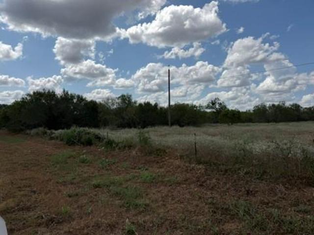 Land for sale in Luling, Guadalupe County