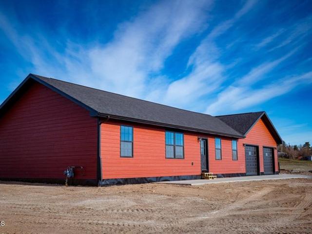House for sale in Alexander, North Dakota