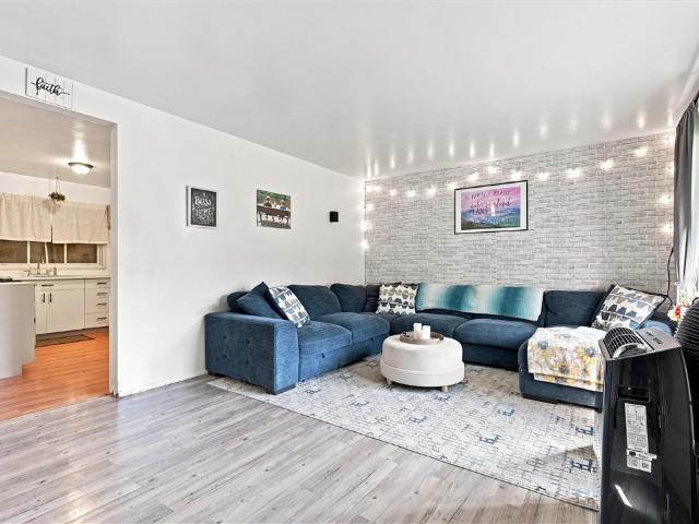 House for sale in Lamonts Corners, Hermitage