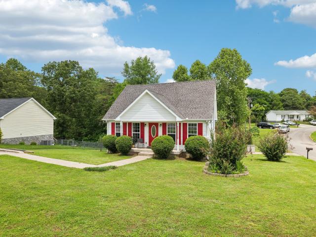 House for sale in White Bluff
