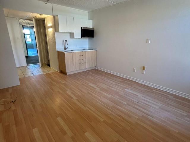 Apartment for rent in Saint-charles-borromée, Quebec
