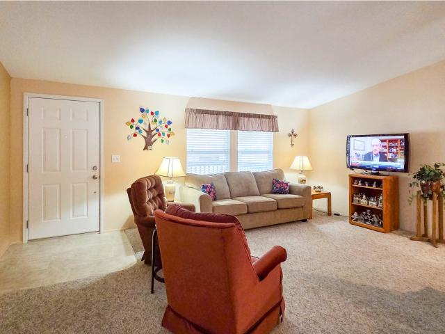 House for sale in Sutherlin, Douglas County