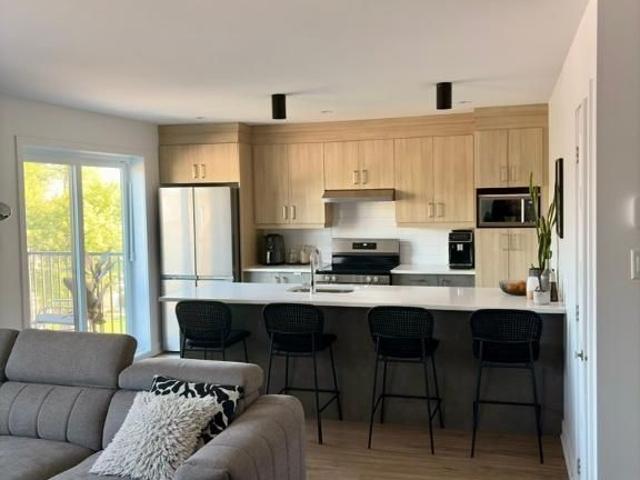 Apartment for rent in Saint-Charles-Borromée, Lanaudière