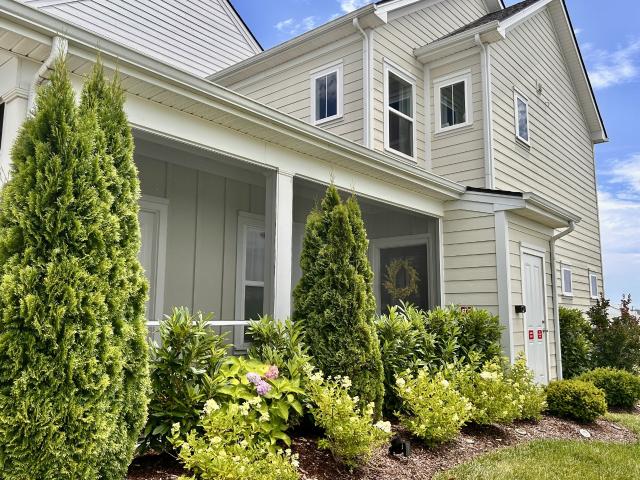 Townhouse for sale in Spring Hill
