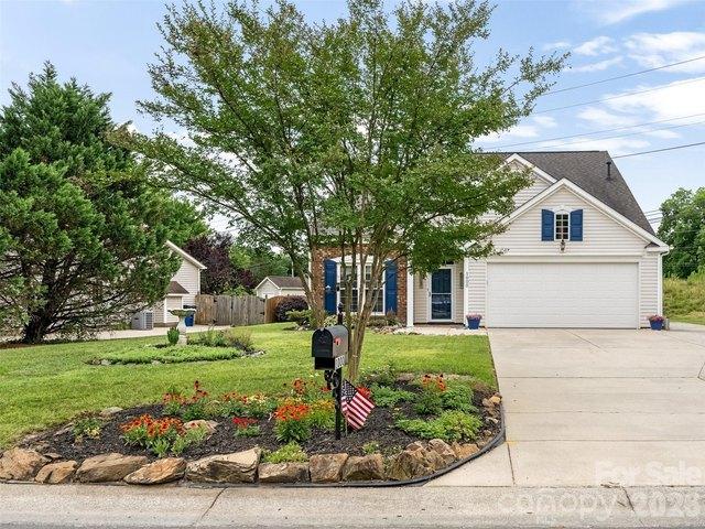 House for sale in Mecklenburg, North Carolina