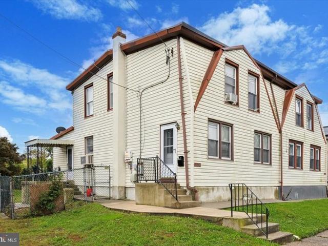 Townhouse for sale in Bucks, Pennsylvania