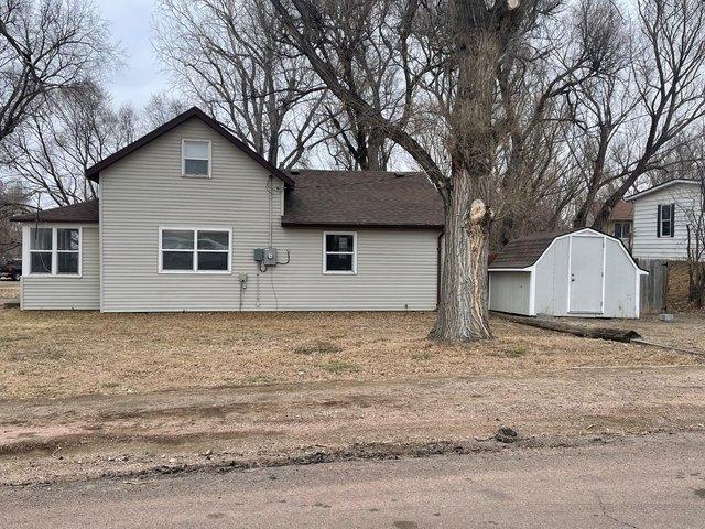 House for sale in Chamberlain, South Dakota