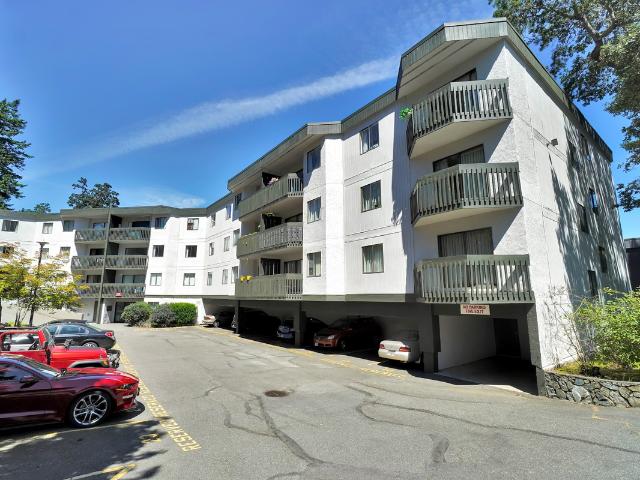 Apartment for rent in Saanich, British Columbia