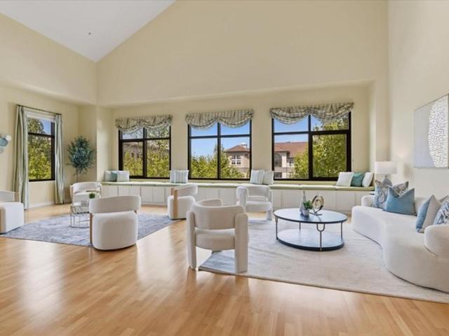 Condo for sale in San Mateo, California