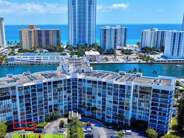 Condo for sale in Hallandale, Florida