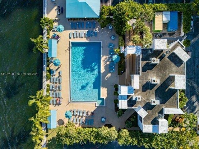 Condo for sale in Hallandale, Florida
