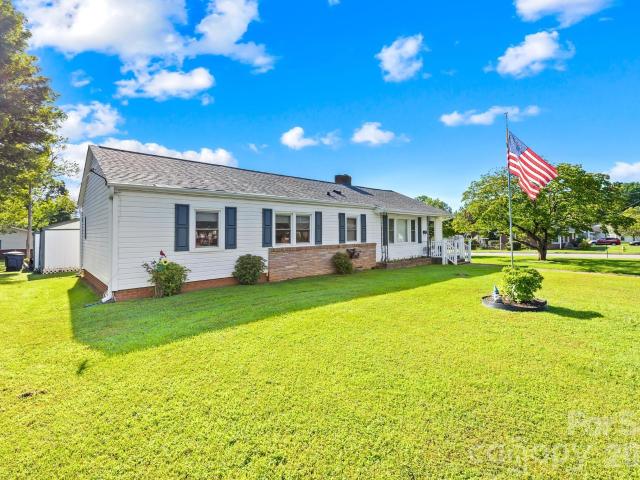 House for sale in State Road, North Carolina
