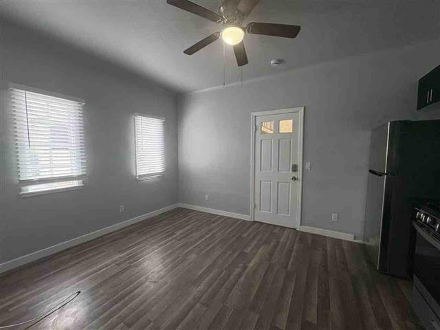 Apartment for rent in Long Beach, Los Angeles County