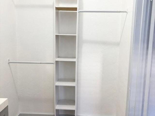 Apartment for rent in Long Beach, California