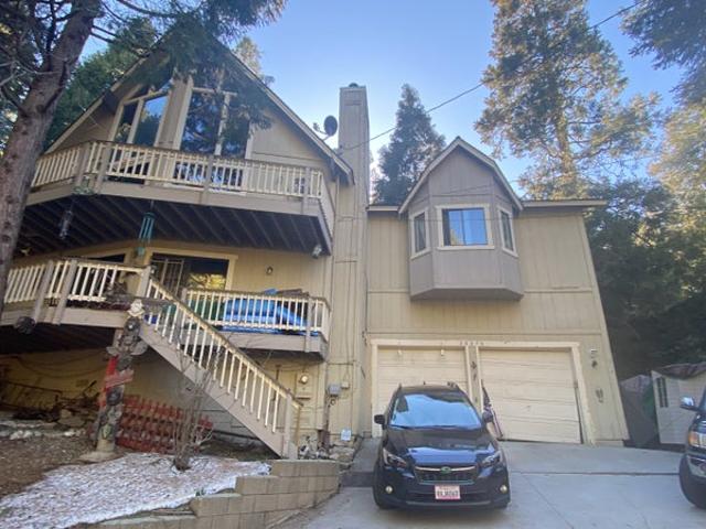 Room for rent in Cedar Glen, California