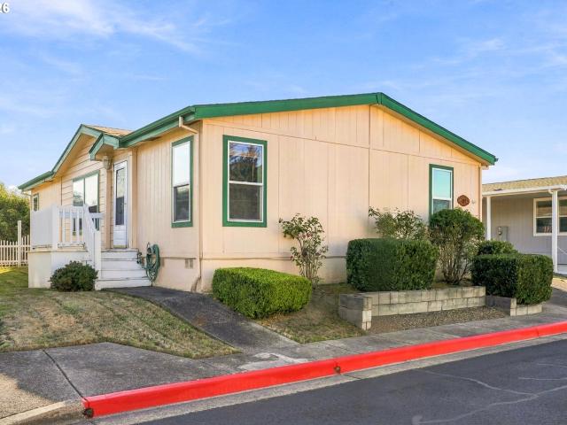 House for sale in Oregonia