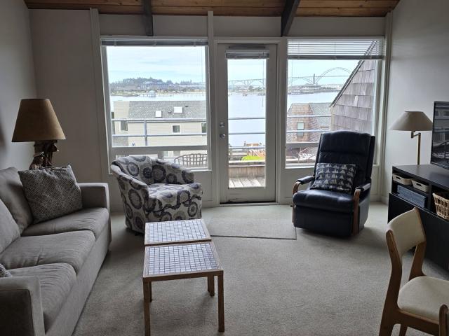 Condo for sale in Oregonia