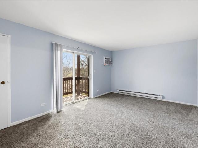 Condo for sale in Glendale Heights, Illinois
