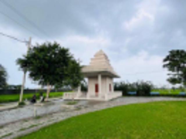 Land for sale in Madya