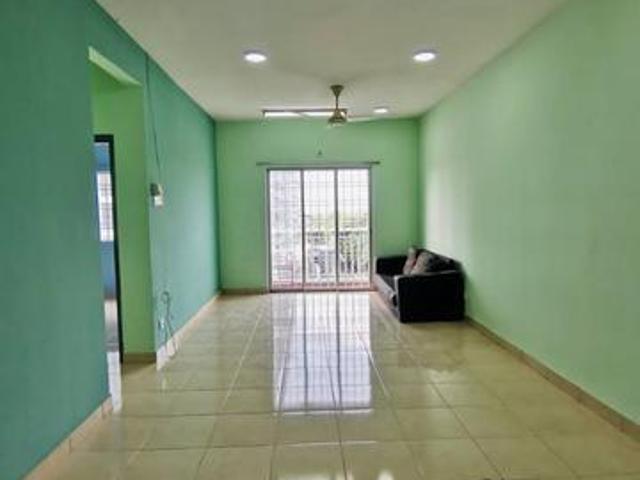 Condominium for sale in Petaling, Alam Impian