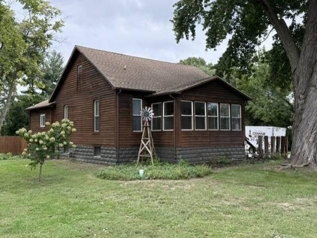 House for sale in Beardstown, Cass County
