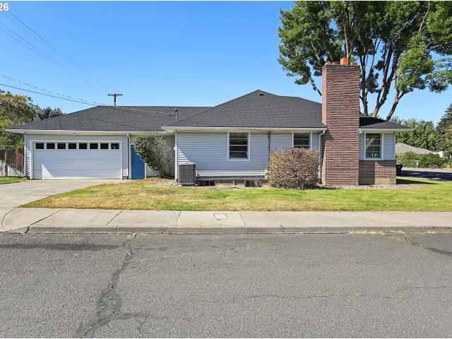 House for sale in Oregonia