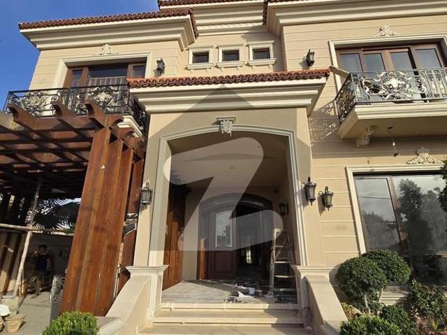 House for sale in 6 ڈی ایچ اے فیز, کراچی ڈویژن