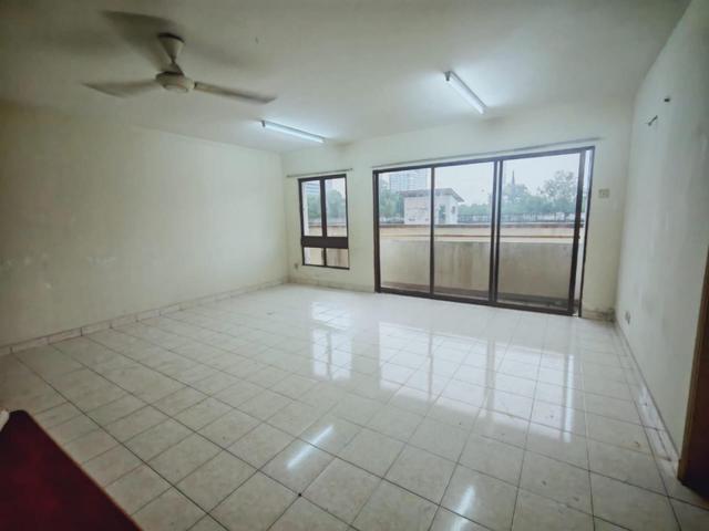 Condominium for sale in Petaling, Damansara Damai