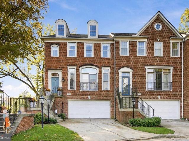 Townhouse for sale in Oakton, Fairfax County
