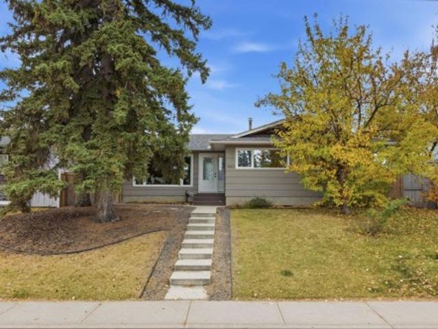 House for sale in Maple Ridge, Calgary